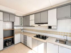 Blk 831 Jurong West Street 81 (Jurong West), HDB Executive #580696221